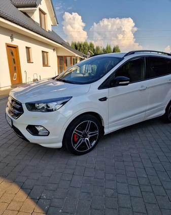 Ford Kuga cena 107000 przebieg: 44500, rok produkcji 2019 z Szamocin małe 121